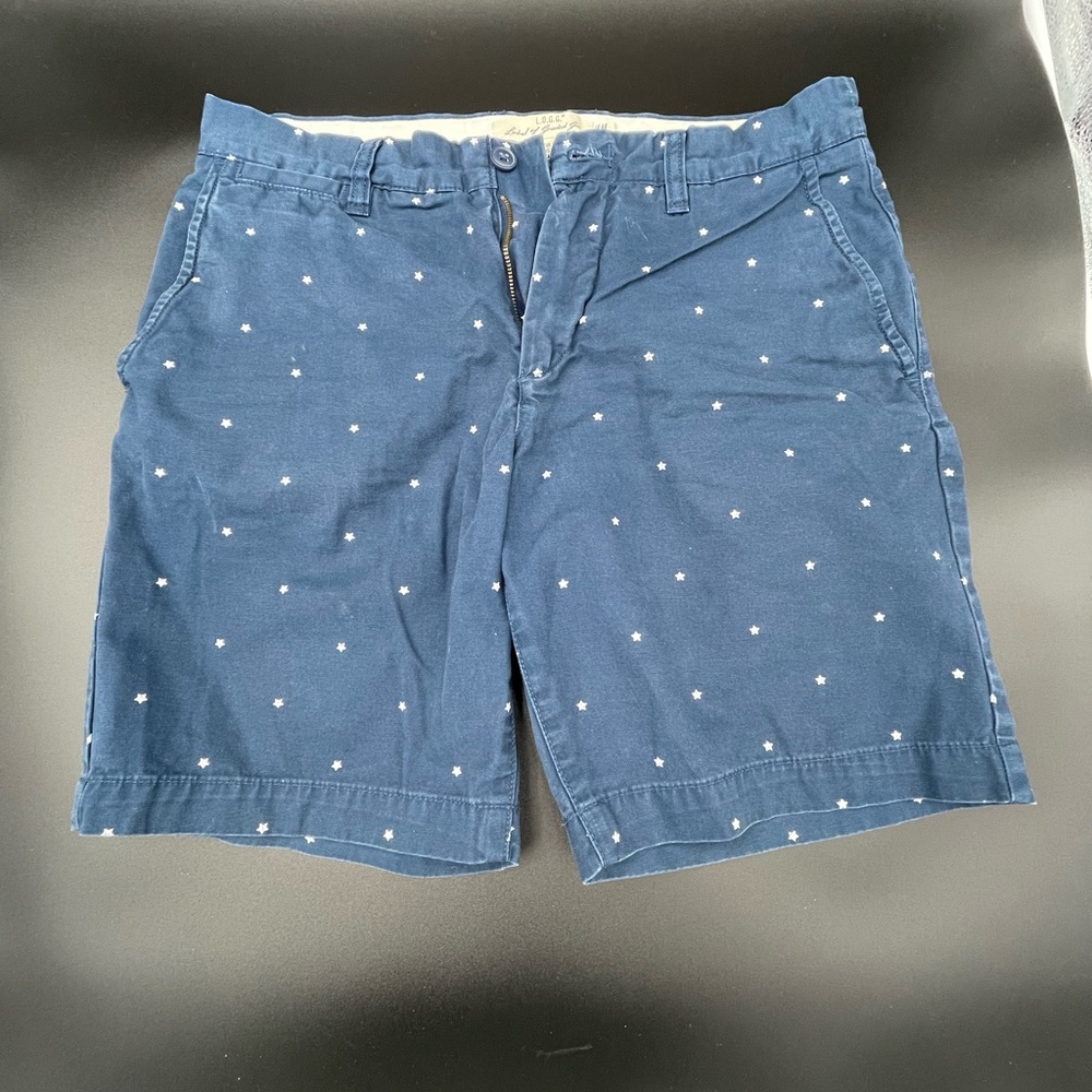 H&M Men's Star Printed Shorts Size 30